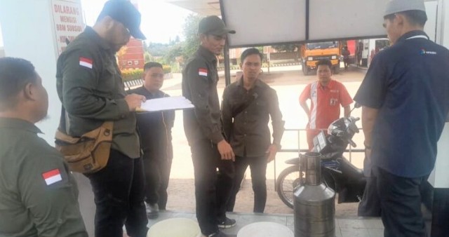 Tim Sat Reskrim Polres Banyuasin Sidak SPBU Yang Ada di Banyuasin.