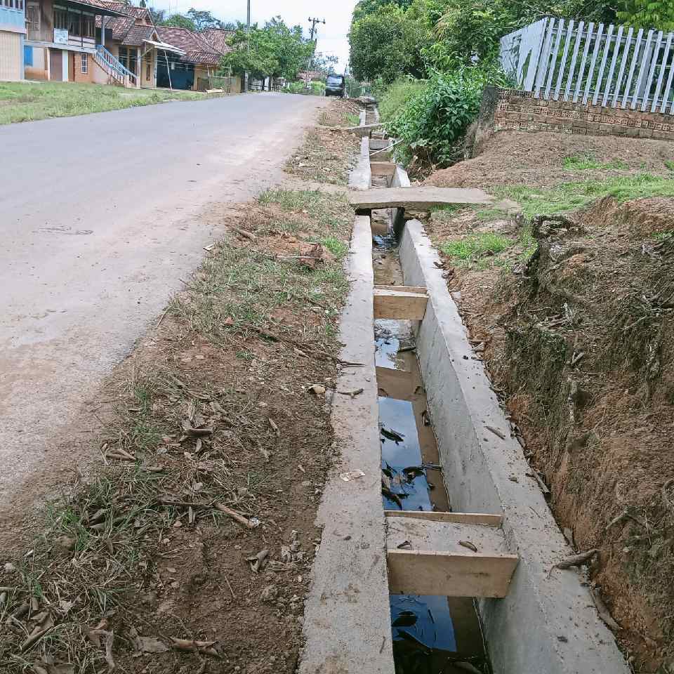 Pembangunan Siring Rampung Dikerjakan, Ini Penjelasan Kades Air Senggeris.