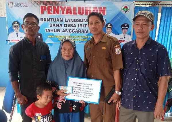BLT Miskin Ekstrem Kembali Diterima KPM Desa Meranti.