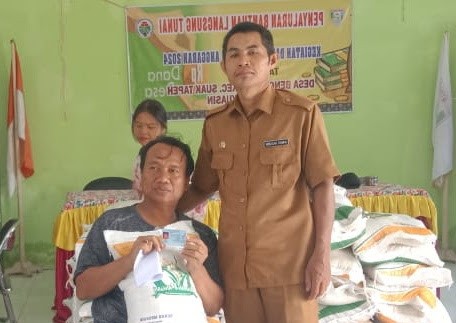 Pangan Beras 10 KG CBP Diterima Keluarga Pra Sejahtera Desa Bengkuang.