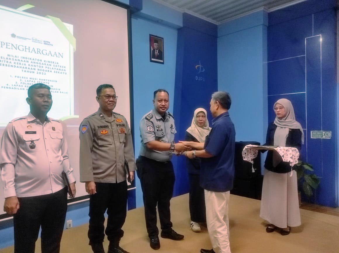 Lapas Banyuasin Terima Tiga Penghargaan Sekaligus Bidang Keuangan KPPN Sekayu.