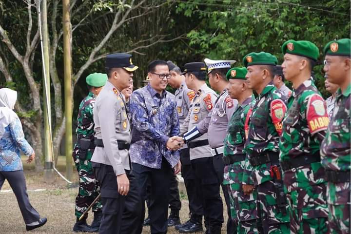 Dalam Rangka Operasi Mantap Praja Musi 2024, Polres Banyuasin Menggelar Apel Gelar Pasukan