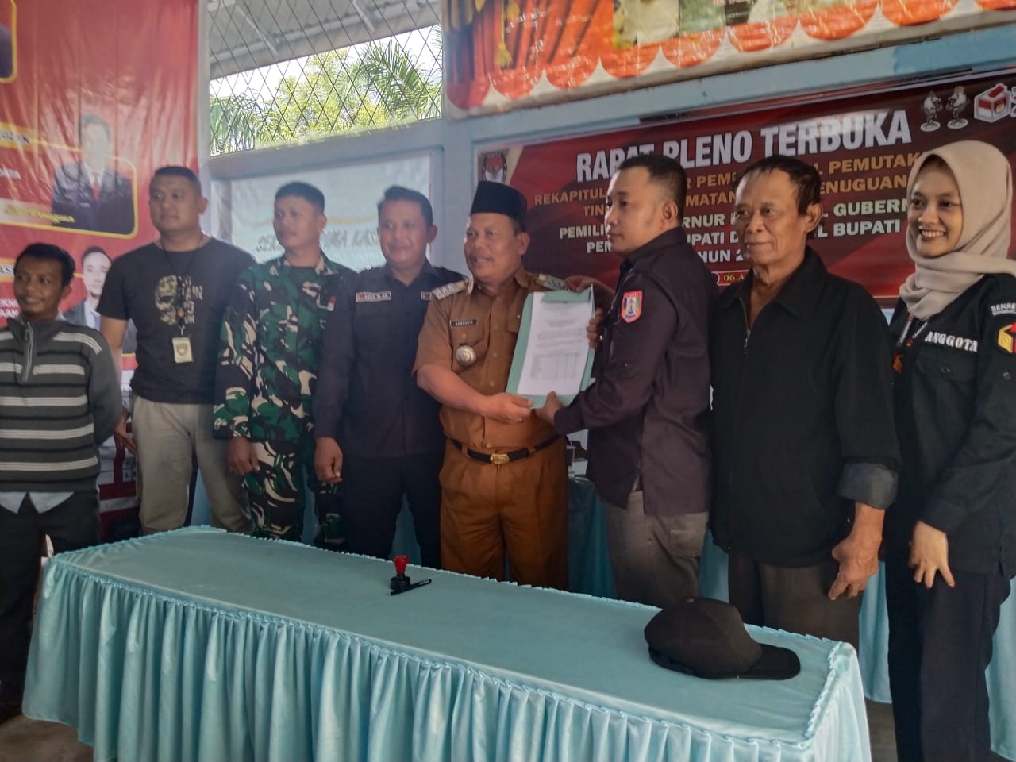 Sebanyak 16. 982 Pemilih Disebut Pada Pleno Terbuka Rekapitulasi DPHP Tingkat Kecamatan Selat Penuguan.