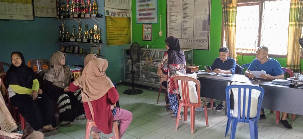 Bantuan Pangan Dari CBP Diterima KPM Desa Lubuk Lancang.