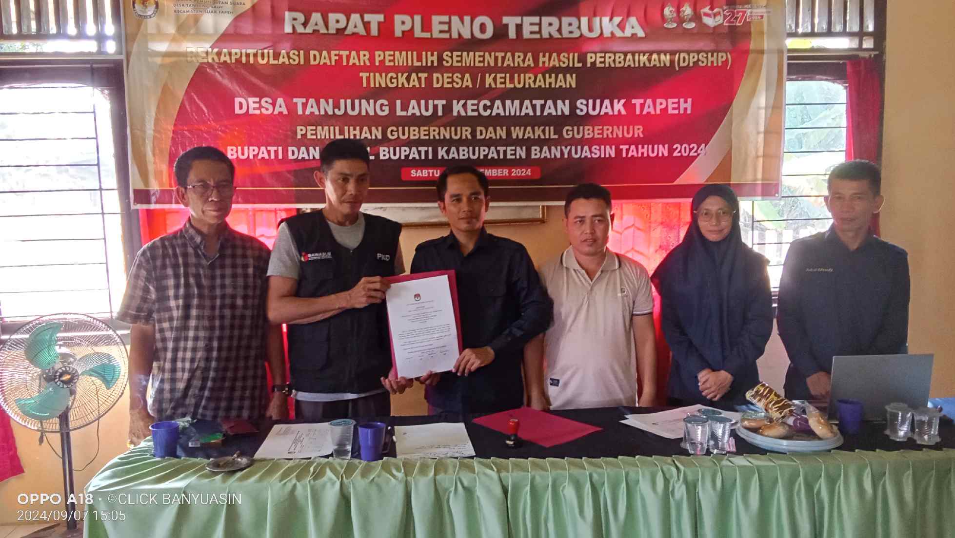 PPS Tanjung Laut Menggelar Rapat Pleno Terbuka DPSHP, Ini Saran Ketua Tim Kecamatan Paslon Askolani-Netta.