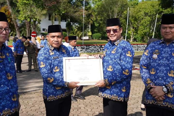 Hapal Sholawat Busyro, 11 Pegawai Pemkab Banyuasin Terima Penghargaan. Pj Bupati Ingatkan Ini?