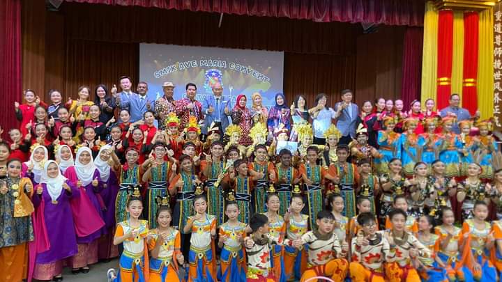 Ajang Perak International Folklore Festival Malaysia, Sanggar Kebudayaan Seni Sedulang Setudung Banyuasin Sabet 3 Juara Sekaligus.