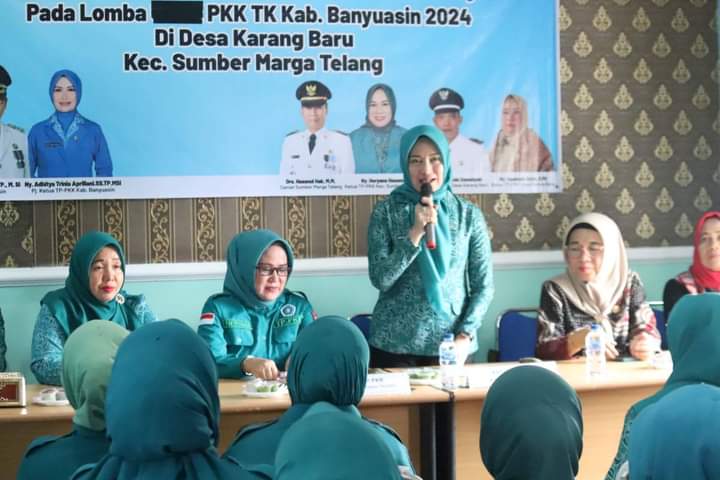 Adhitya Farid Ajak Kader PKK Sumber Marga Telang Maksimalkan Posyandu.