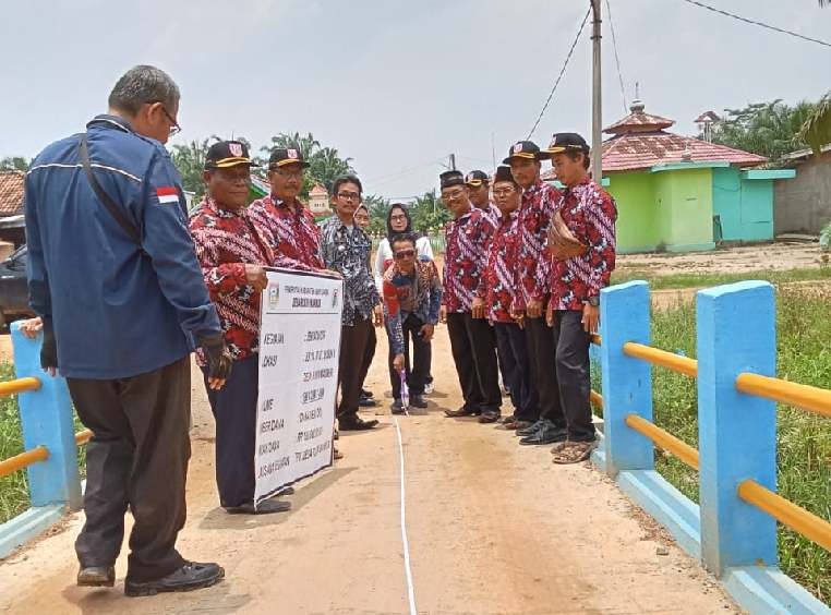 Monev Infrastruktur Desa Rukun Makmur, Ketua Tim Kecamatan: Pembagunan nya Sudah Sesuai Harapan.