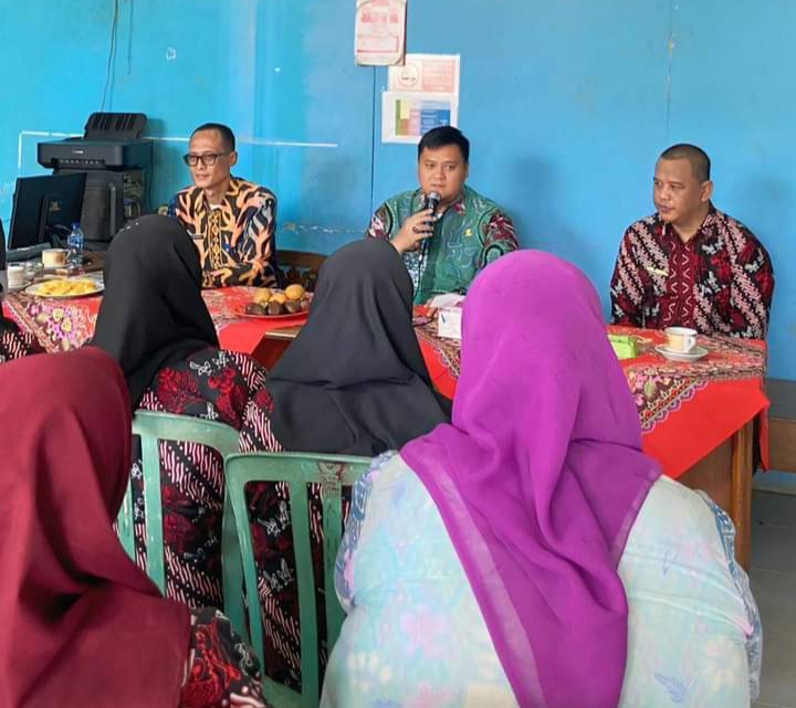 Sekda Banyuasin Audiensi Bersama Karyawan PDAM Tirta Bertuah Cabang KTM Talang Kelapa.