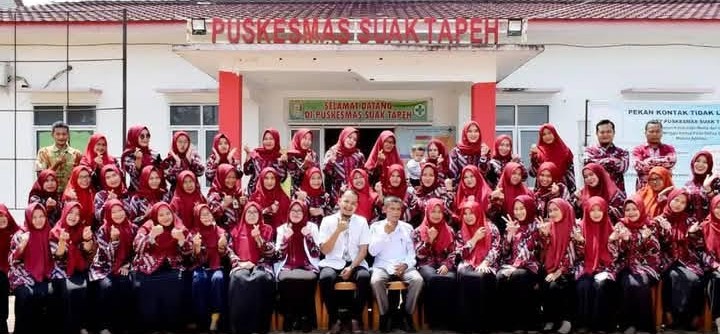 Kepala Puskesmas Suak Tapeh dan Tim Medis Sampaikan Doa Terbaik di Hari Ulang Tahun Bupati Banyuasin