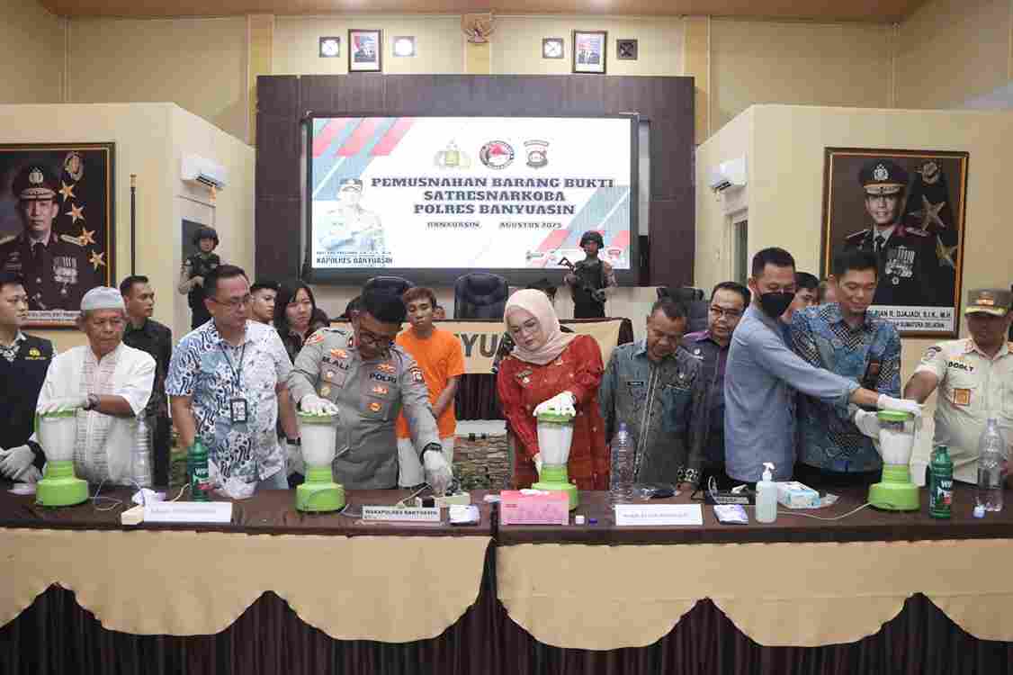 Polres Banyuasin Ungkap 26 Kasus, Ratusan Gram Sabu Dimusnahkan