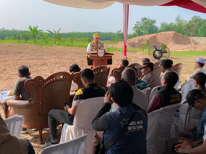 Swasembada Pangan Tahun 2025, Sekda Banyuasin Hadiri Tanam Jagung Bersama Polres Banyuasin