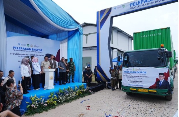 Banyuasin Tembus Pasar Global, Lepas Ekspor Perdana Pet Food ke Filipina